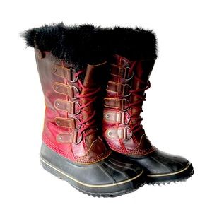 Pair of Women’s Sorel Joan of Arctic Boots Size 9.5